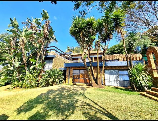 5 BEDROOM HOUSE FOR SALE IN WATERKLOOF GLEN